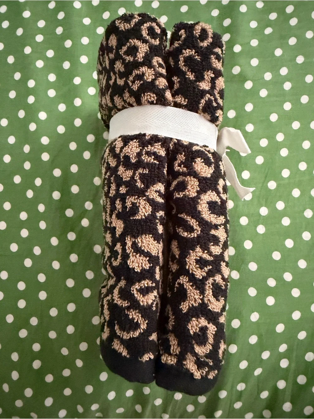 Rachel Zoe Leopard Cheetah Print 100% Cotton Hand Towels Set of 2 Bathroom Decor